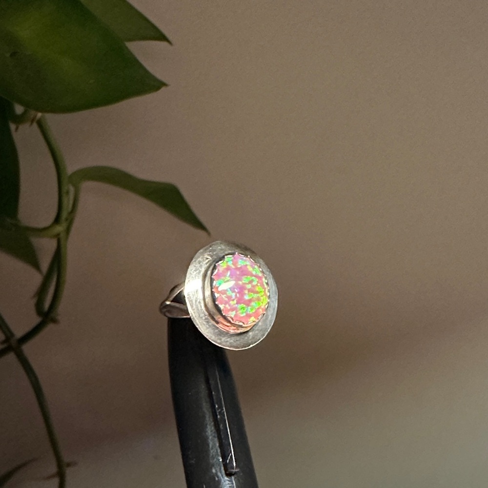 Vintage Navajo artist Tom Taylor Sterling Silver Opal Ring